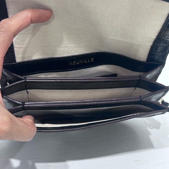 Neuville Black Croc Embossed Leather Crossbody Bag Adjustable Strap - Picture 10 of 15